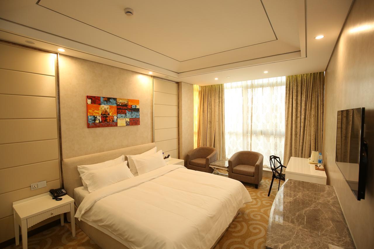 Crown Crystal Hotel Shanghaj Zewnętrze zdjęcie