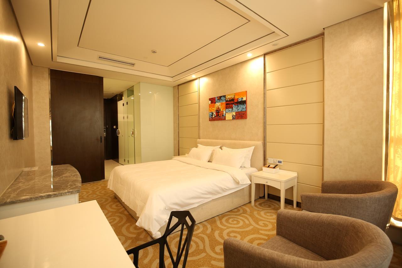 Crown Crystal Hotel Shanghaj Zewnętrze zdjęcie
