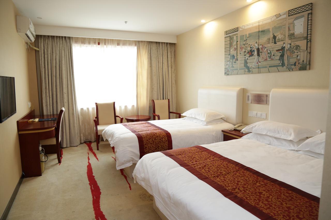 Crown Crystal Hotel Shanghaj Zewnętrze zdjęcie