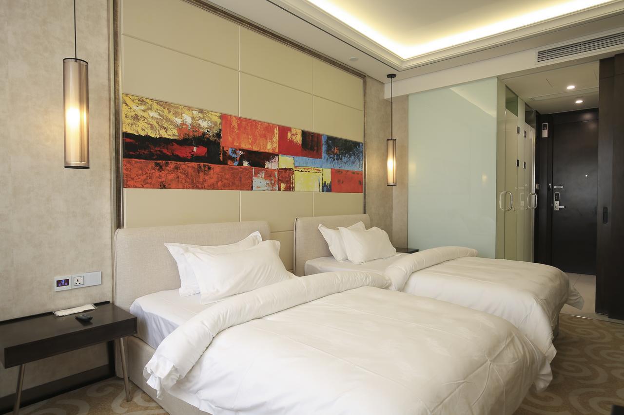 Crown Crystal Hotel Shanghaj Zewnętrze zdjęcie