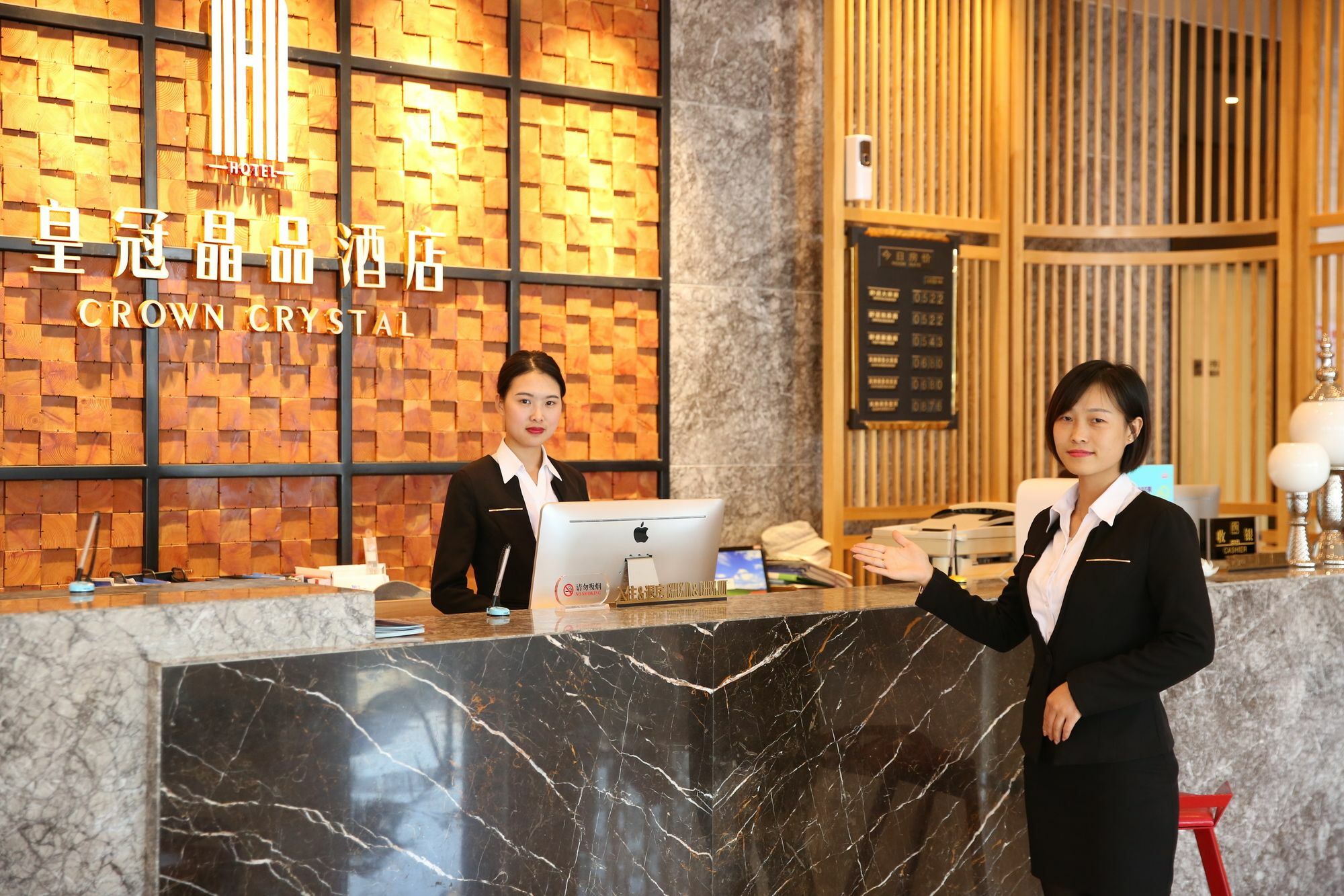Crown Crystal Hotel Shanghaj Zewnętrze zdjęcie